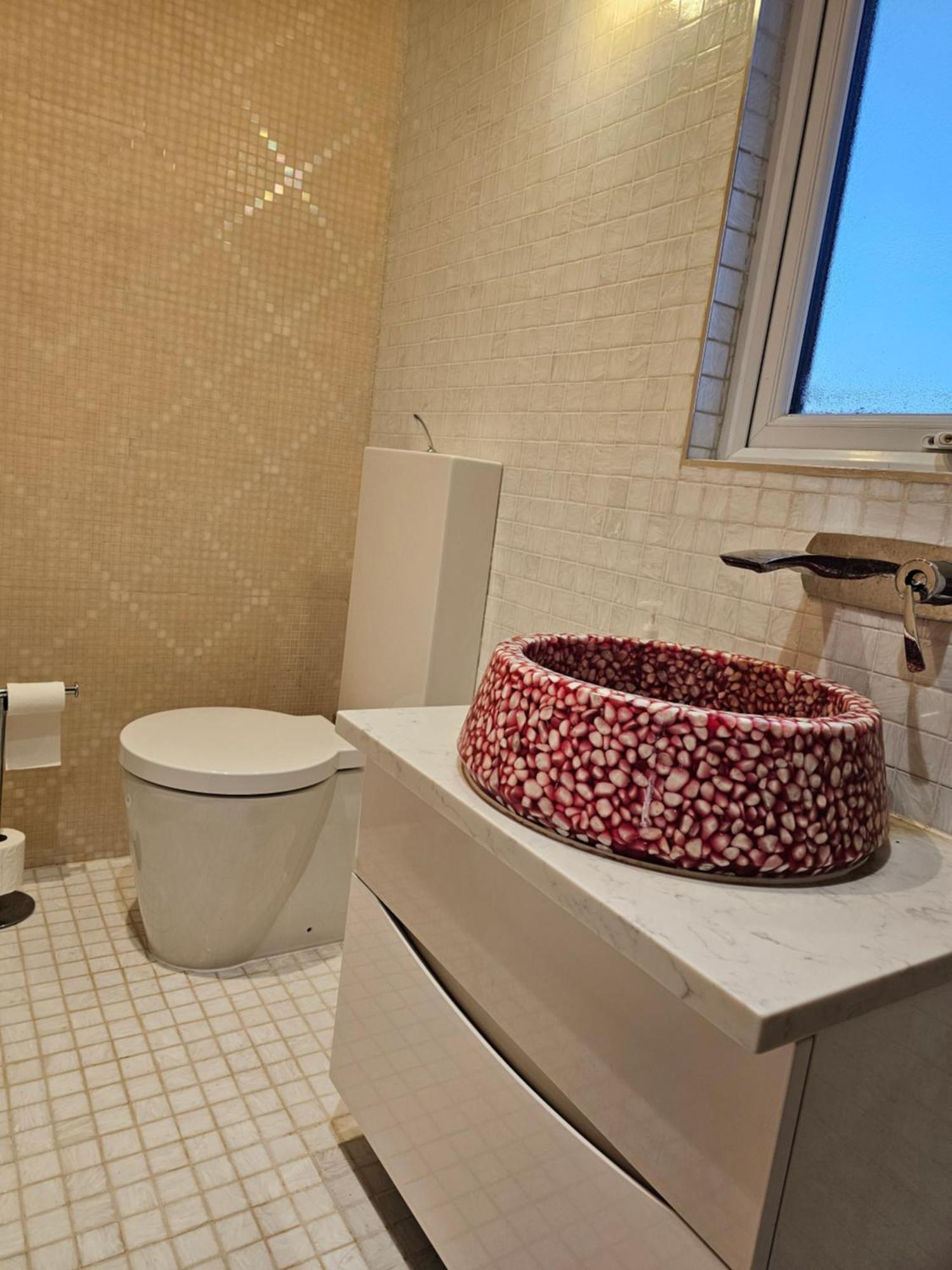 Bed & Breakfast House Brentford