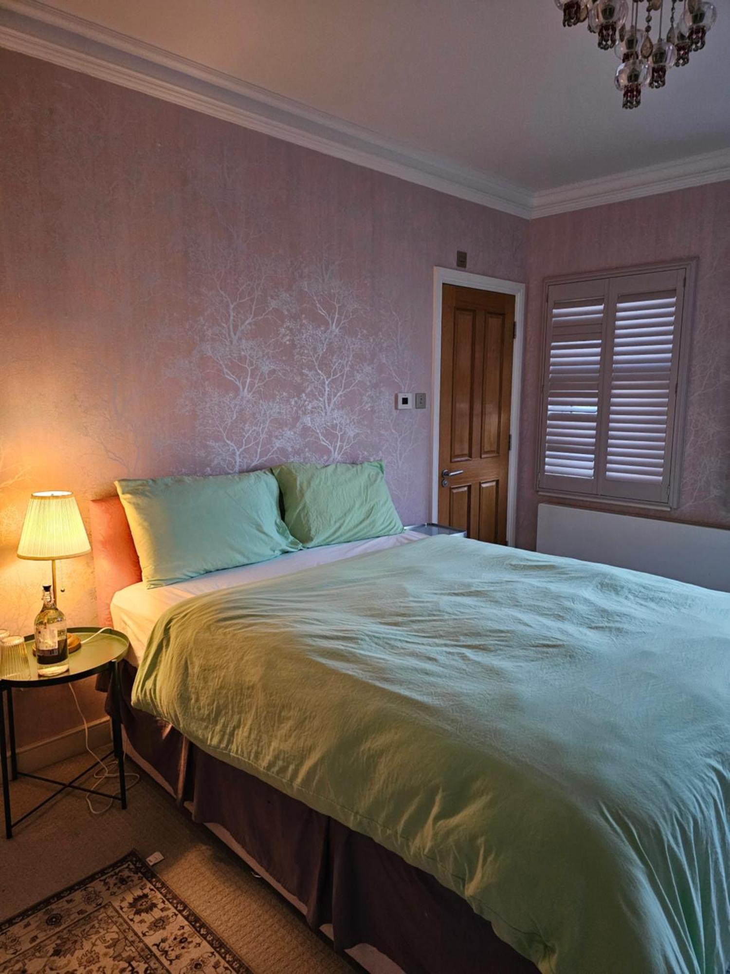 House Bed & Breakfast